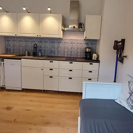 Apartment Haser *